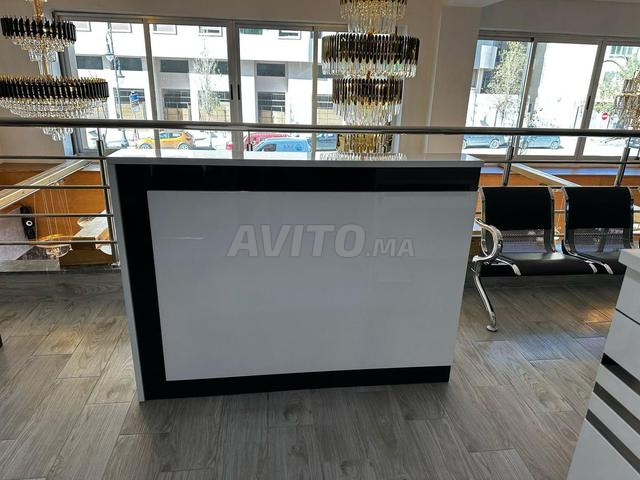 Comptoir d'accueil design, finition blanche - 2