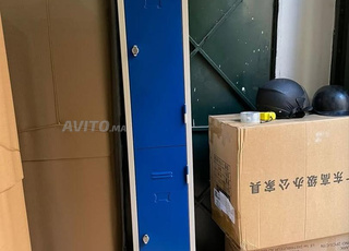 Vestiaire métallique/خزانة معدنية/de 1 à 4 portes