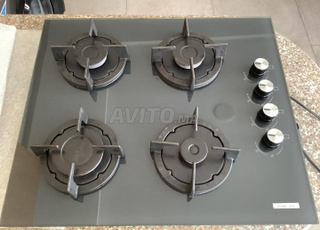 Plaque de cuisson au gaz en verre