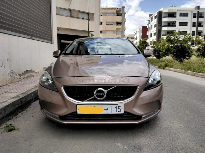 Volvo V40 Neuve 1ere main 2017 carnet d’entretien 