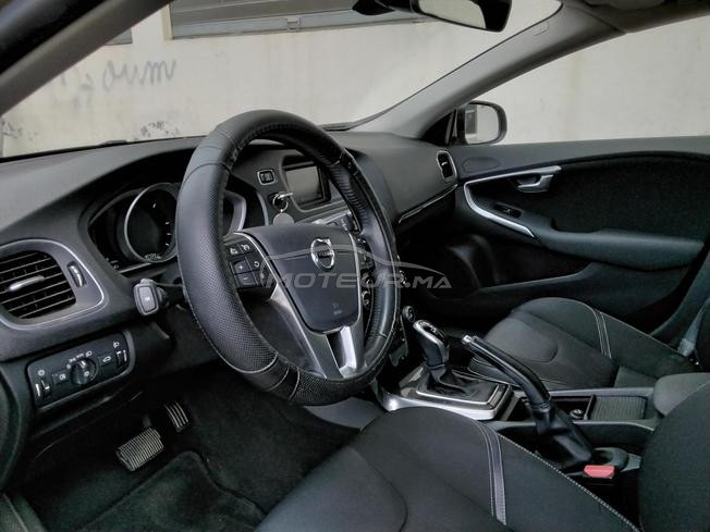 Volvo V40 Neuve 1ere main 2017 carnet d’entretien 
