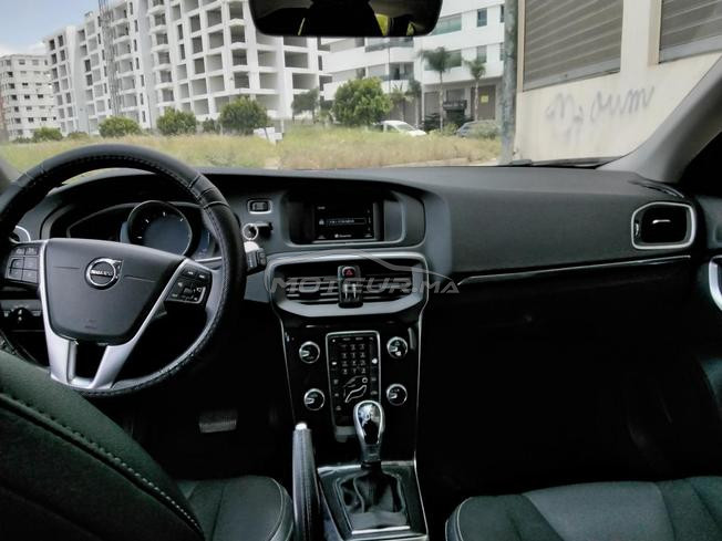 Volvo V40 Neuve 1ere main 2017 carnet d’entretien 