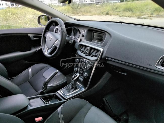 Volvo V40 Neuve 1ere main 2017 carnet d’entretien 