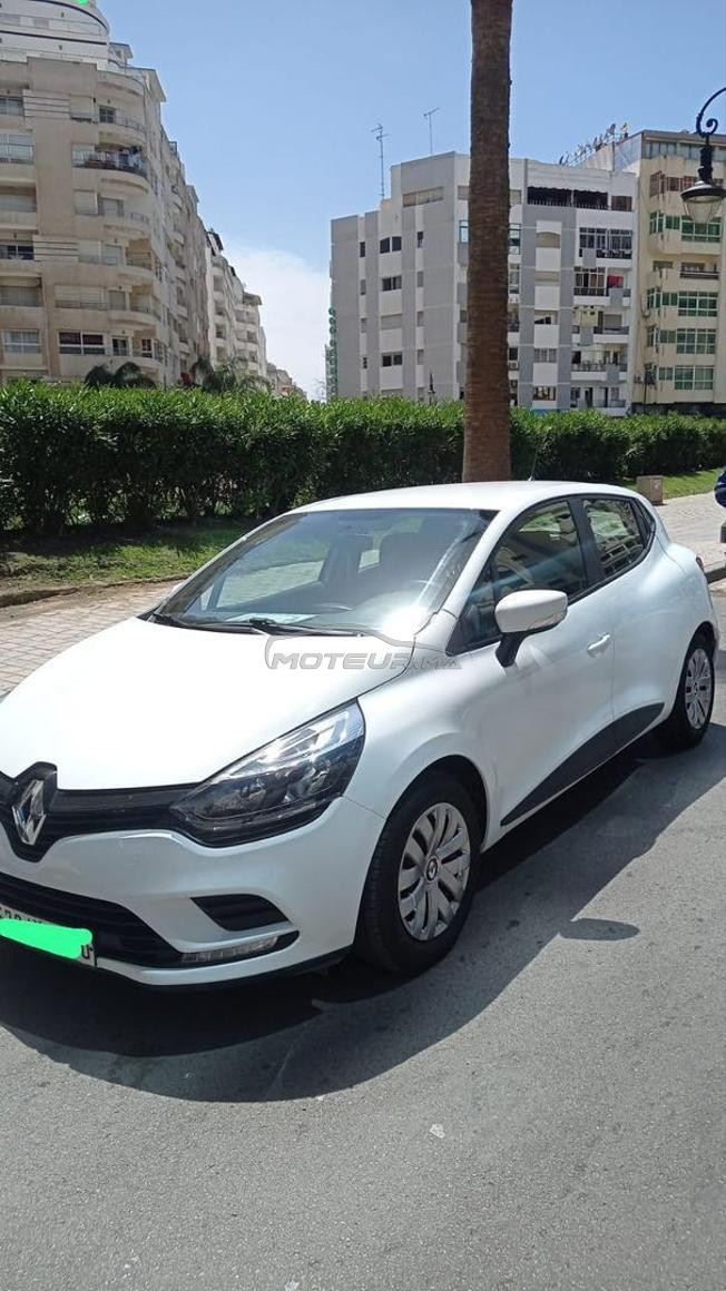 Renault Clio Diesel Manuelle 2017 à Tanger