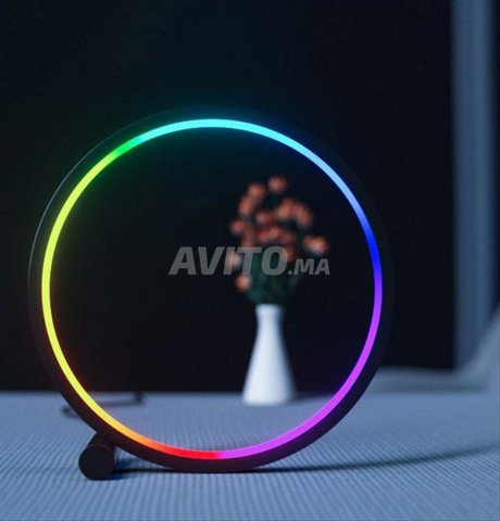   💫 حلقة إضاءة LED متعددة الألوان 💫