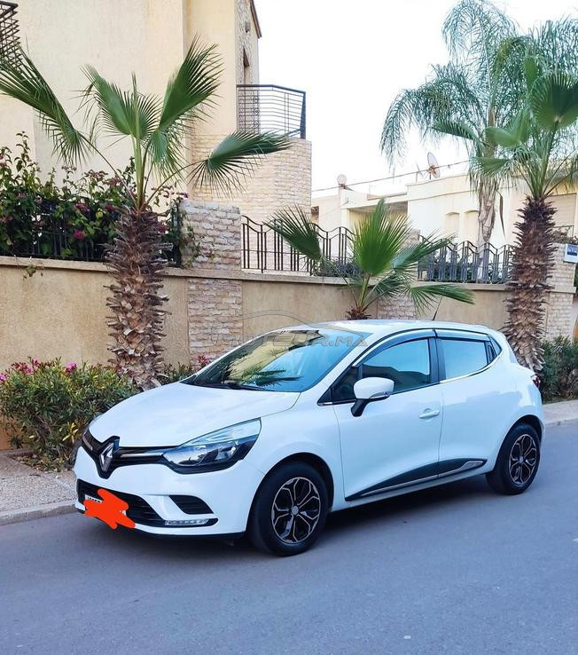 clio 4 model 2017 diesel 76 km  