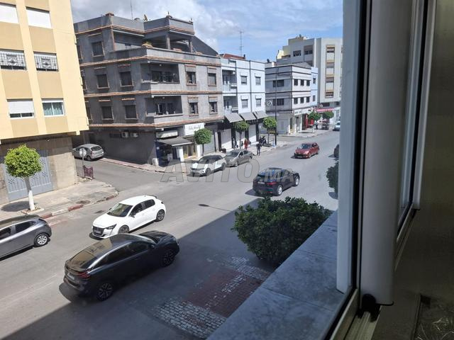 مكتب للإيجار في الطابق الأول في الدريسية طنجة