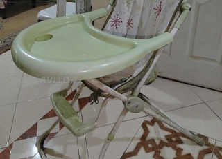 كرسي الطعام للأطفال 