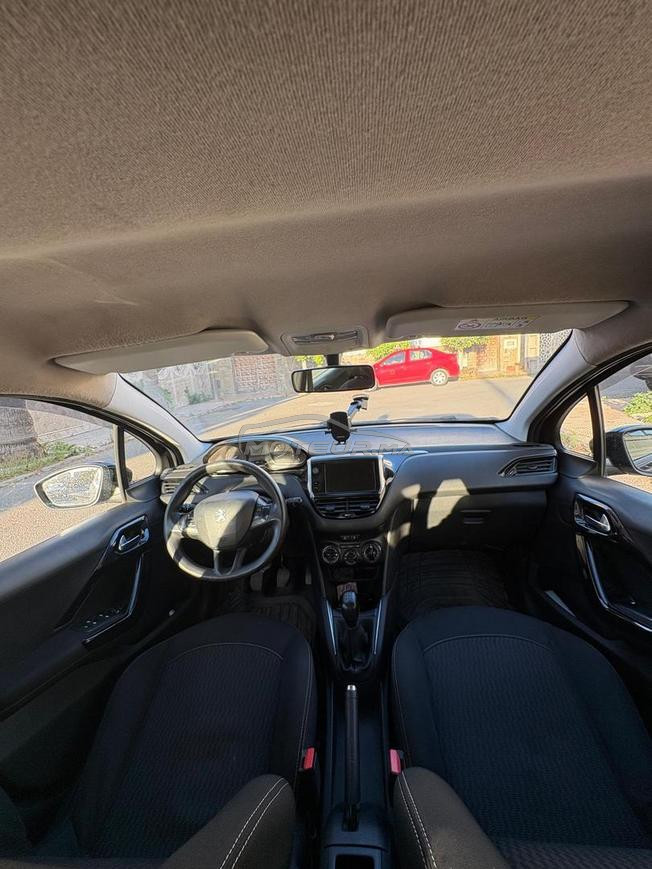 Peugeot 208 l3amra 2018