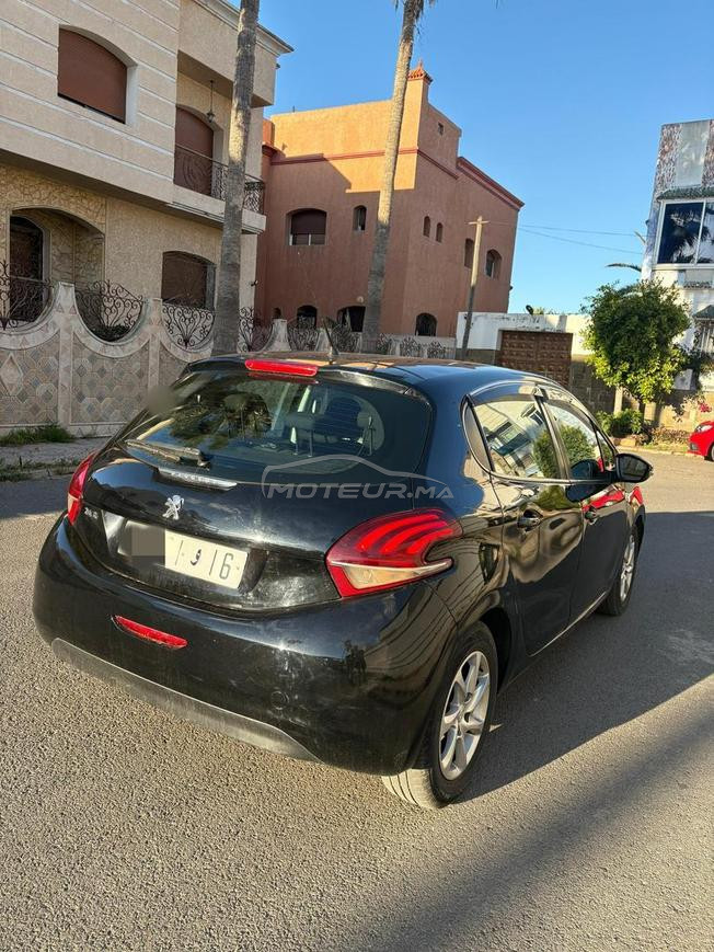 Peugeot 208 l3amra 2018