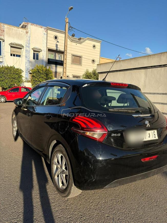 Peugeot 208 l3amra 2018