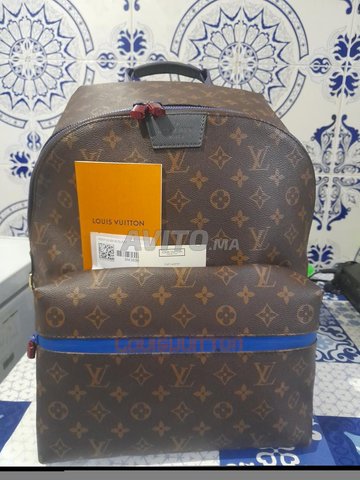 Sac à dos louis vuitton original 