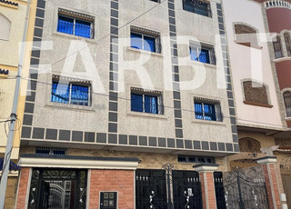 دار للبيع محفظة على شارع في برانص 2 طنجة 