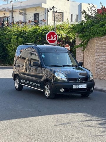 Kangoo D 65 premiere main