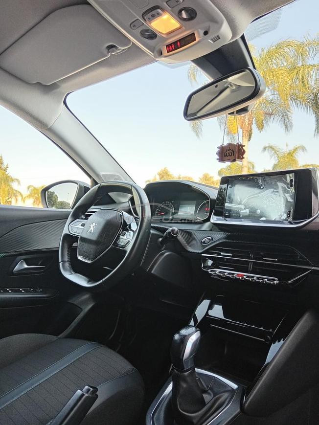 Peugeot 208 Diesel 1.6  HDI ALLURE Manuelle 2021 