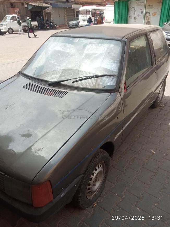 سياره في حاله جيده