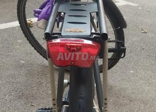 Vélo B-twin Original 5 très propre hamza 