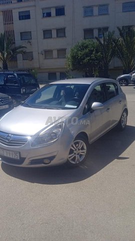 Opel Corsa Diesel Manuelle 2010 à Tanger