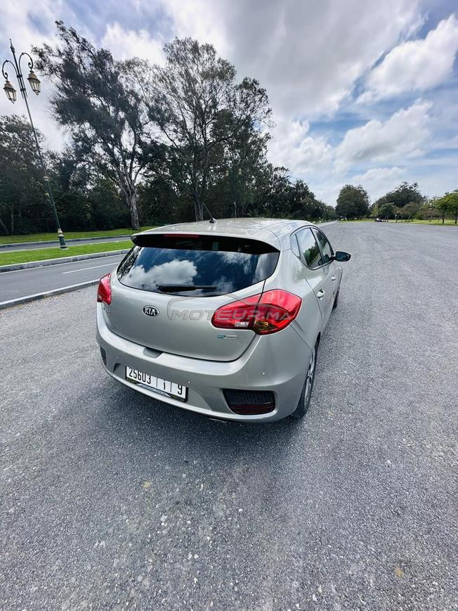 kia ceed 2017 automatique