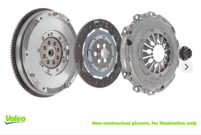 kit embrayage et volant moteur berlingo 1.6L HDI