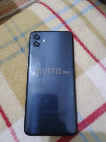 téléphone Samsung 64gégat 4 rame