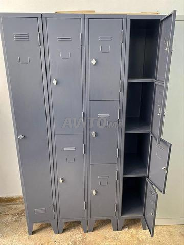 Armoire en métal idéale pour bureau ou entreprise