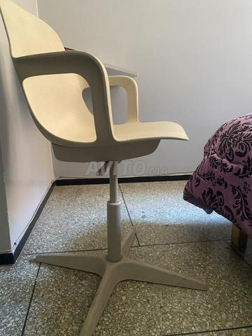 chaise de bureau pivotante et reglable Ikea - 2