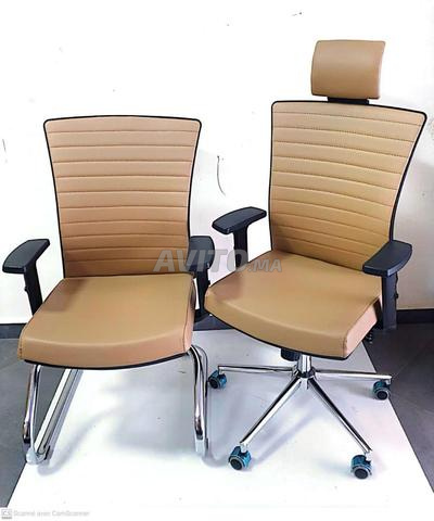 Bureau professionnel au design contemporain - 2