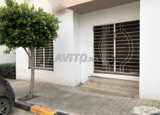 🏬 Local commercial à vendre – Kawassim