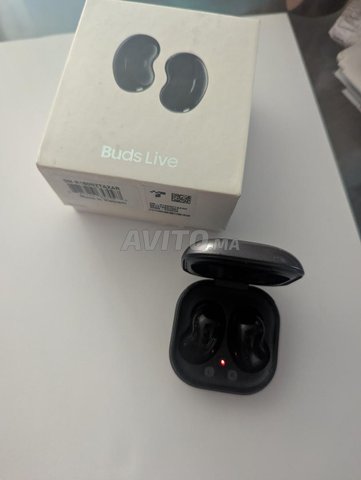 Samsung Galaxy buds live 
