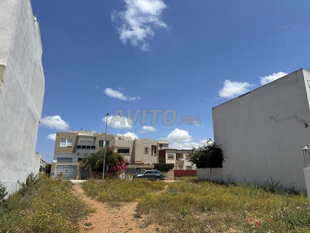 Terrain à vendre Surface totale 180 m² - 2