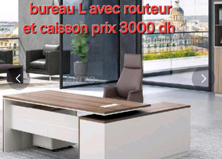 Bureau L professionnel neuf et chaise