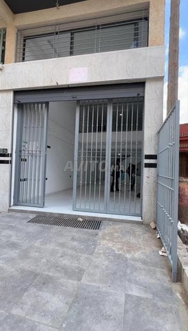 Loyer Magasin 46m², spte 22m², cave 46m² à Bouskoura