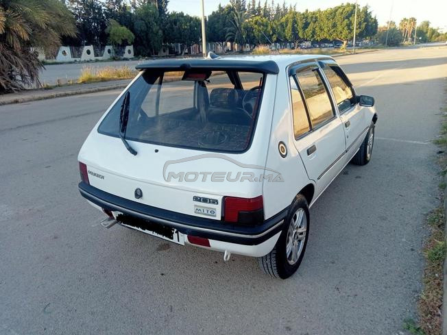 Peugeot 205