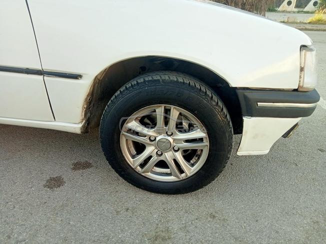 Peugeot 205