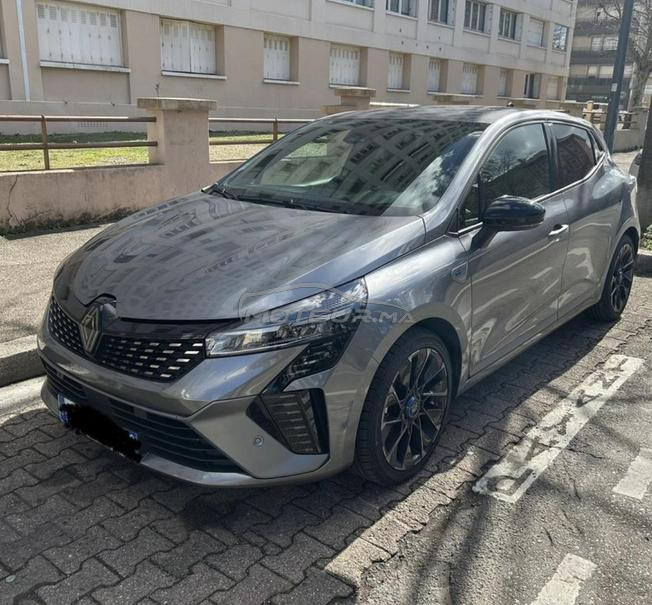 Renault Clio Hybride Automatique 2024 à Marrakech