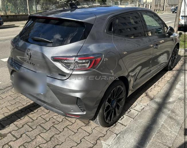 Renault Clio Hybride Automatique 2024 à Marrakech