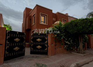 Villa a Targa, Marrakech 4 Ch. 4 SDB. Jacuzzi