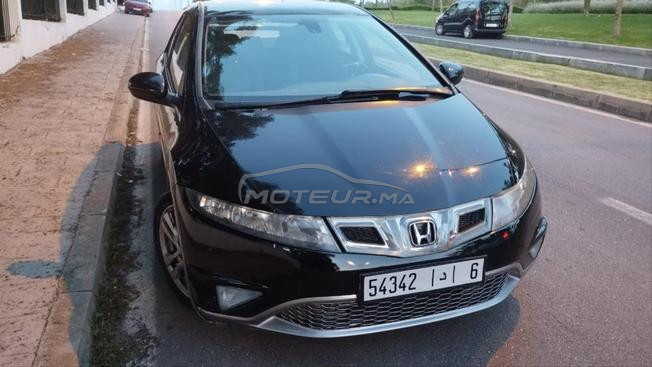 Honda Civic Essence Automatique 2010 à Rabat