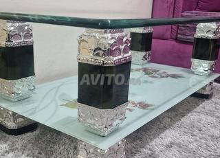 مراية و طاولة زجاجية