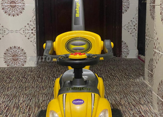 سيارة للأطفال 