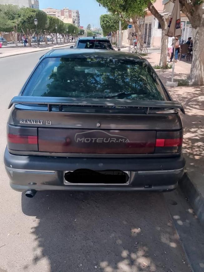 Renault 19 