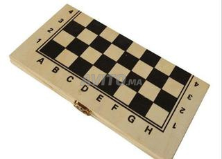 شطرنج كبيرة من خشب الناعم