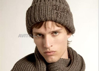GOLDEN GOOSE  Bonnet -laine et cachemire- Original