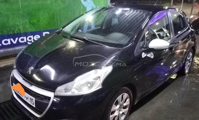 Peugeot 208 Essence Manuelle 2018 à Fès