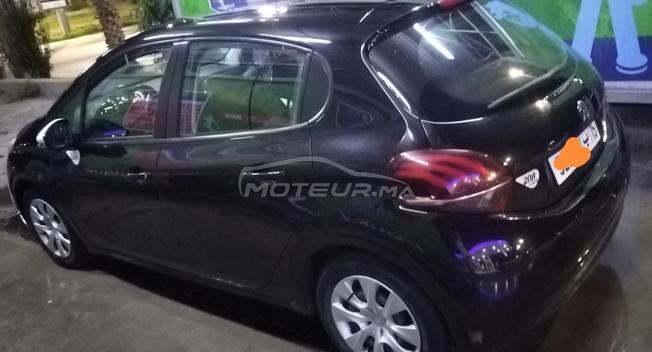 Peugeot 208 Essence Manuelle 2018 à Fès