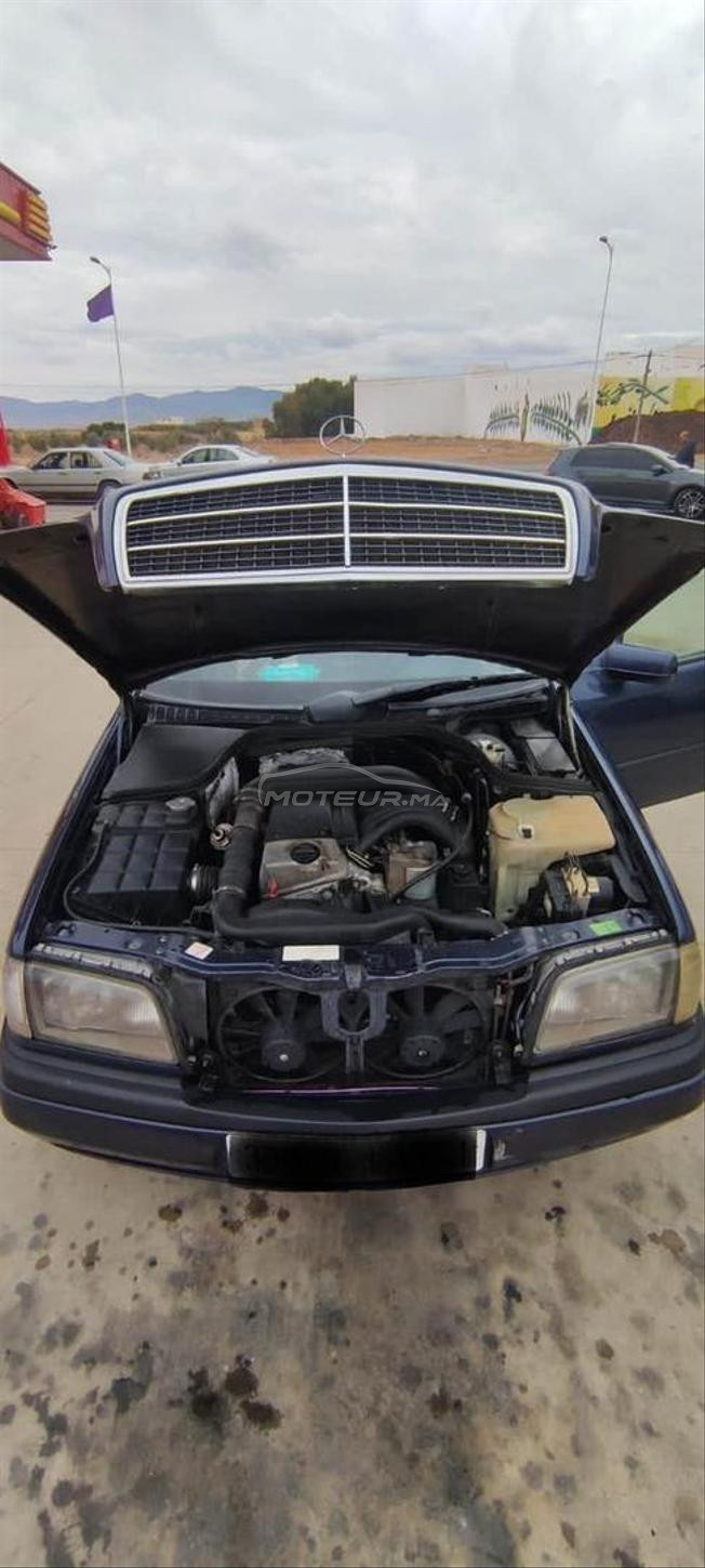 Mercedes-Benz 250 Diesel Manuelle 1997 à Guercif