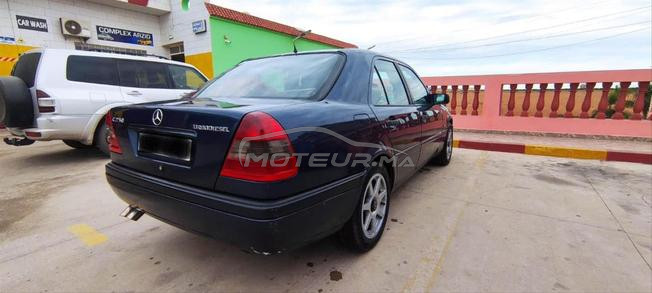 Mercedes-Benz 250 Diesel Manuelle 1997 à Guercif