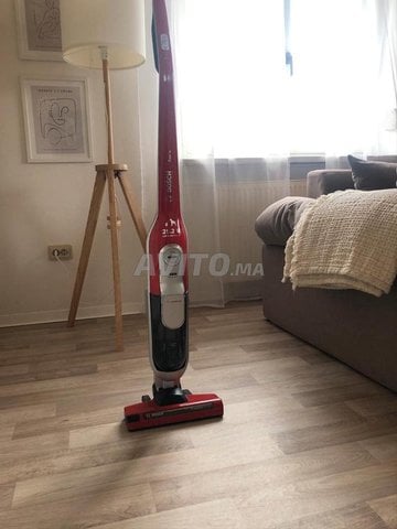 Aspirateur balai sans fil Bosch Rechargeable 
