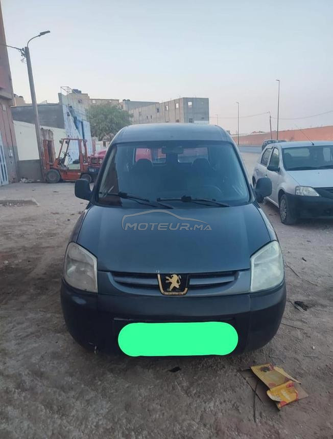 Peugeot Partner Diesel Manuelle 2011 à Laâyoune